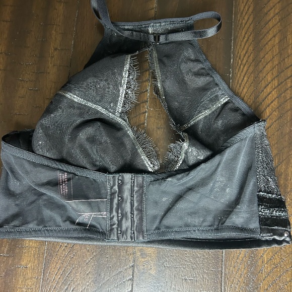 Victoria’s Secret Bralette- Halter Top Style - Picture 4 of 5